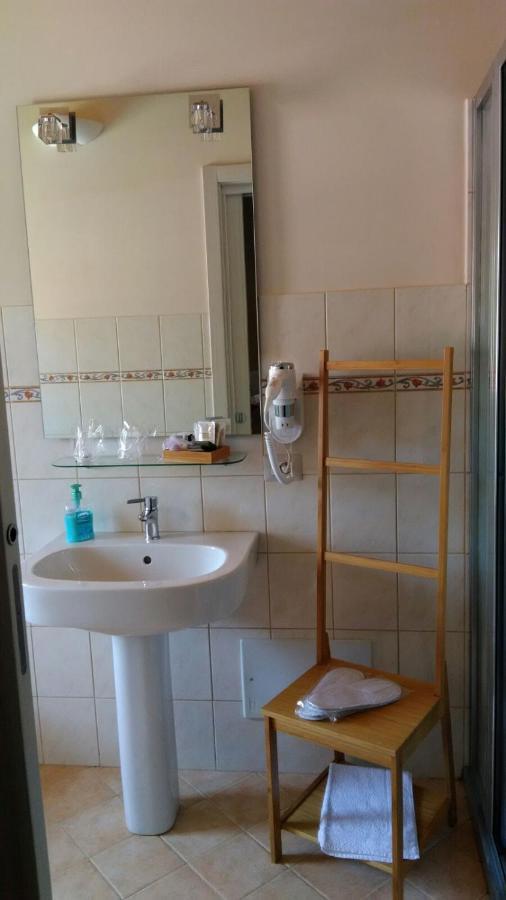 B&B Le Antiche Cisterne Tremestieri Etneo Bagian luar foto